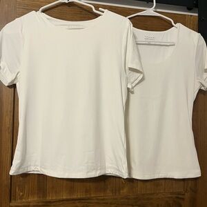 Tahari Women's Cream Short Sleeve Tops set of 2
